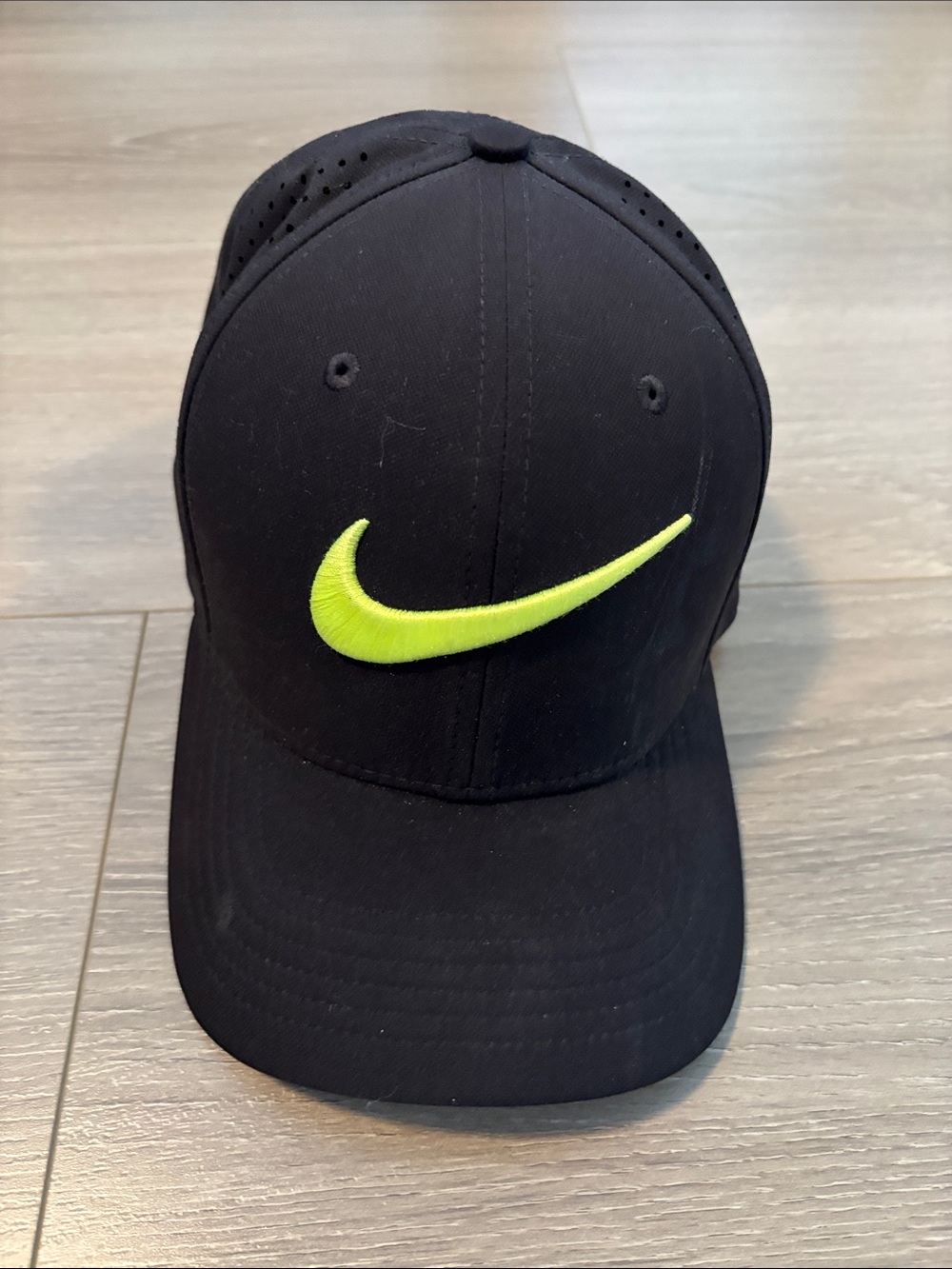 Nike Black Flex Fit Performance cap. L/XL.
